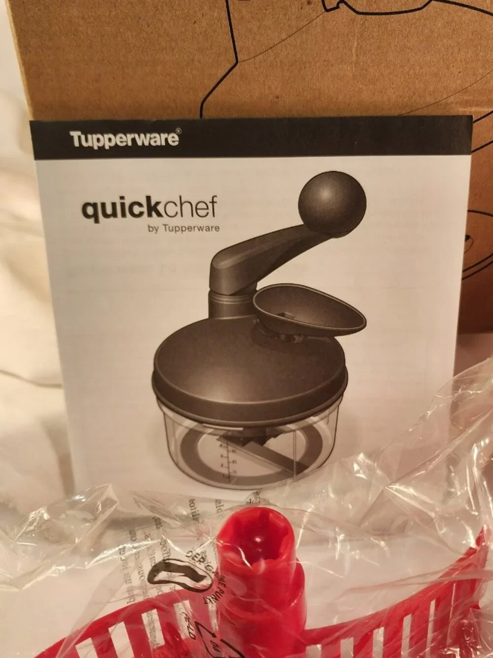 VINTAGE!! NEW IN BOX Tupperware QuickChef Manual Food Processor/Blender/Mixer